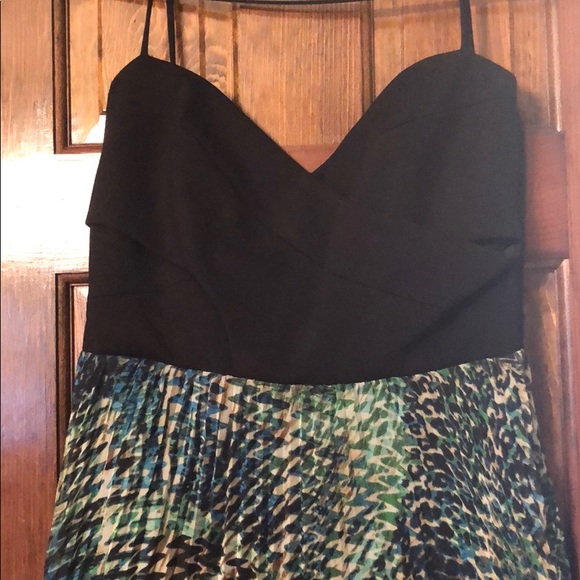 Floor length gown with sweet heart bodice - Picture 1 of 4